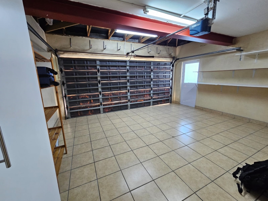 To Let 3 Bedroom Property for Rent in Century City Western Cape
